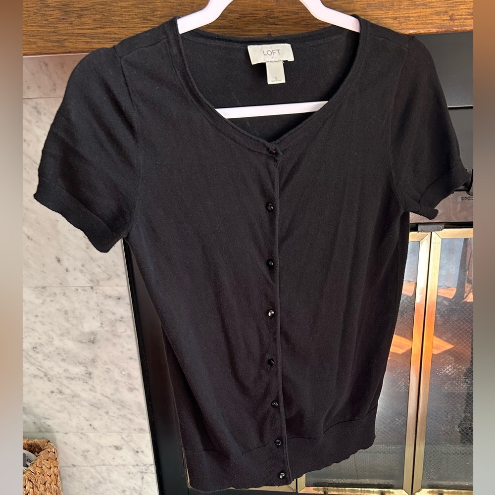 LOFT Women's Black Short-Sleeve Button-Front Sweater